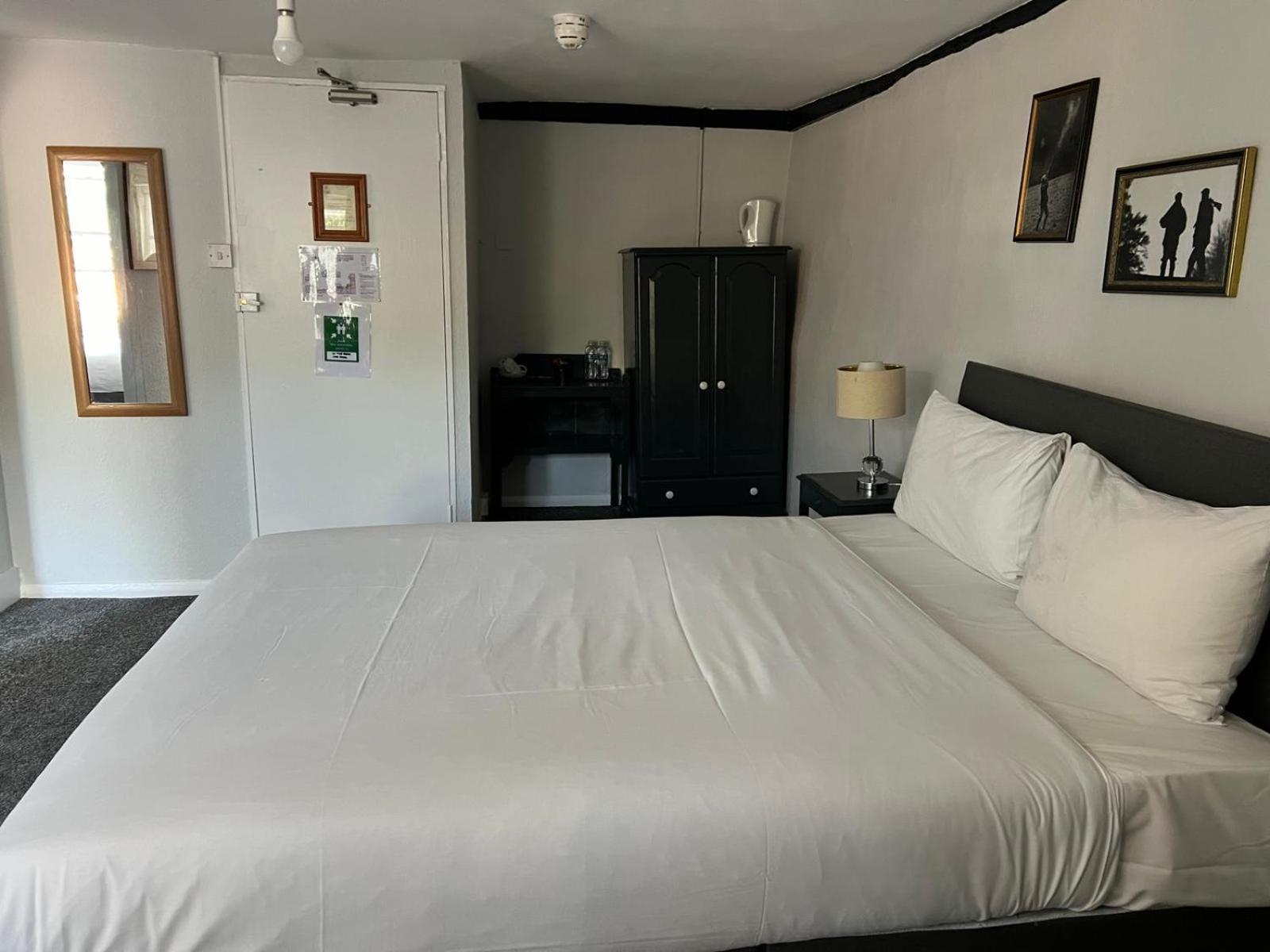 George & Dragon Hotel High Wycombe Ngoại thất bức ảnh