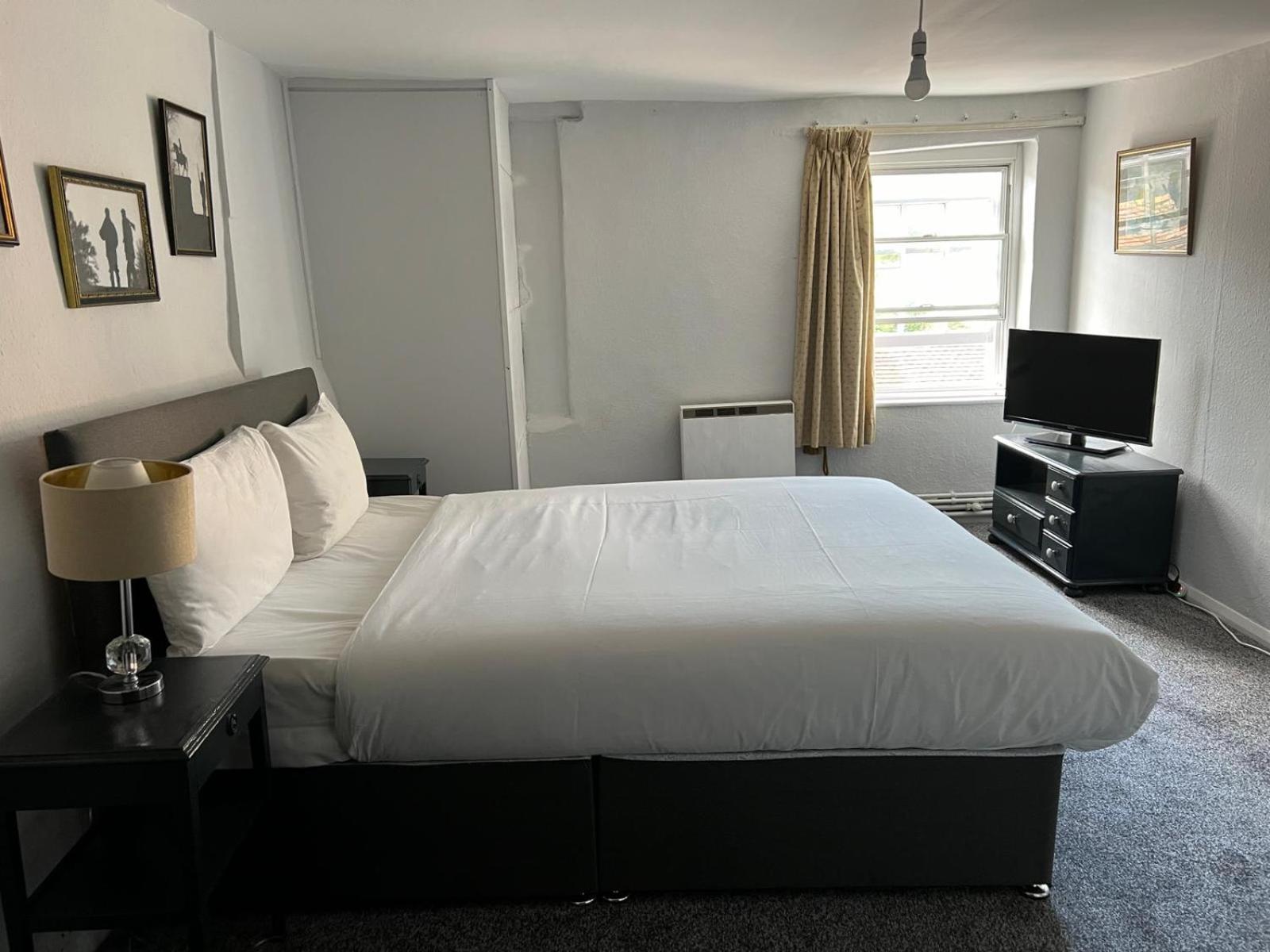 George & Dragon Hotel High Wycombe Ngoại thất bức ảnh